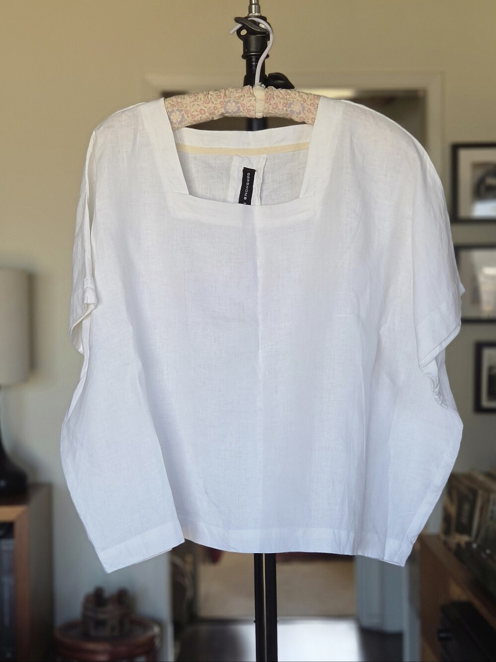 Gershonb R A M White Square-Neck Boxy Linen Top